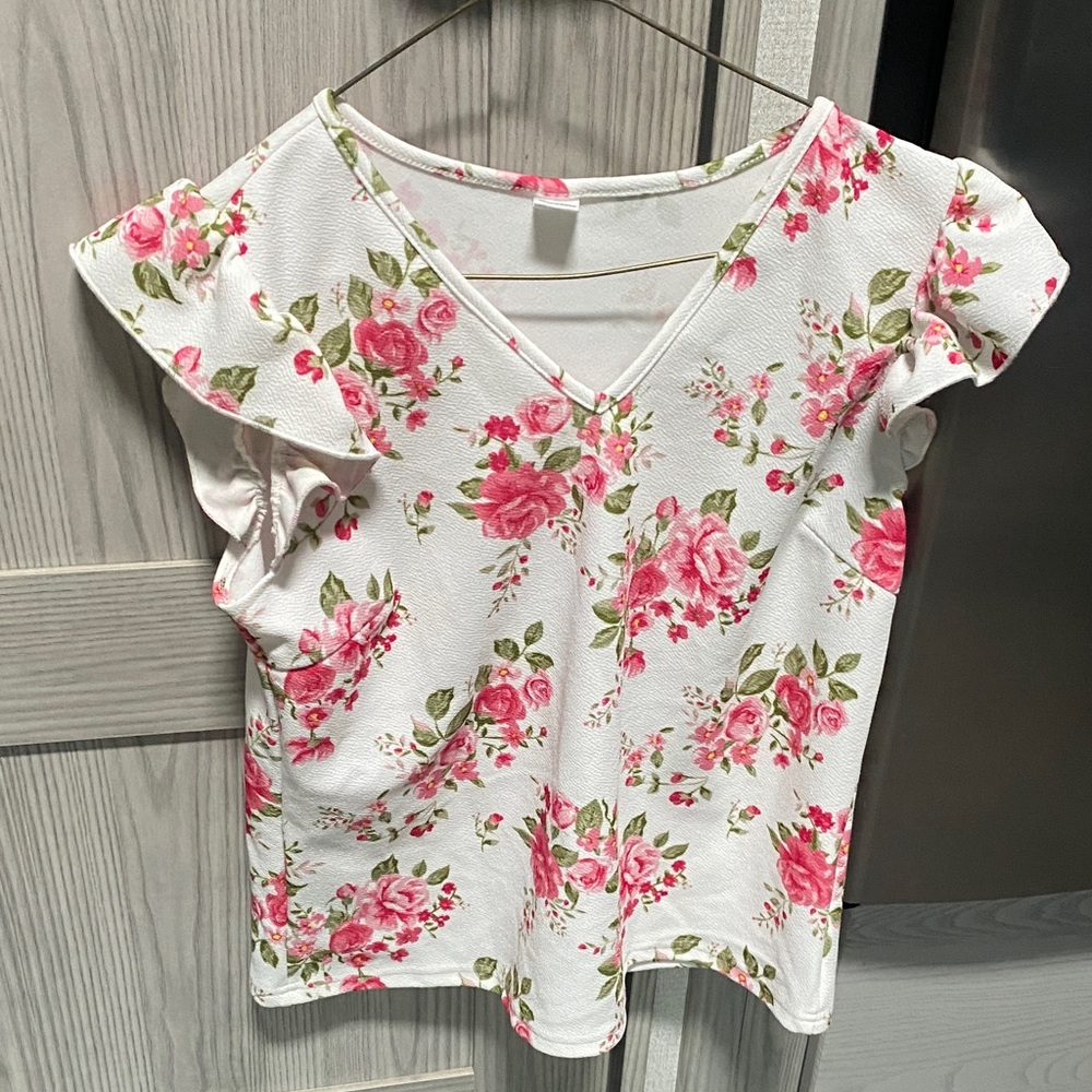 SHEIN Pink and White Floral Kids Blouse